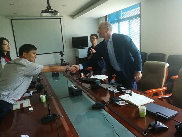 ͨ������  Я�ֹ�Ӯ